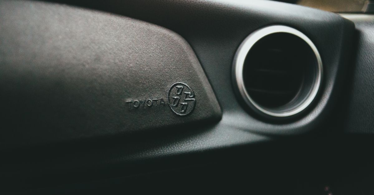 Toyota car key fob — Tenafly Locksmith Corp