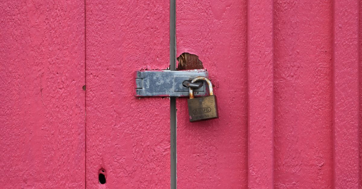 Can I Get My Locks Changed for Free? What Renters and Buyers Should Know — Tenafly Locksmith Corp