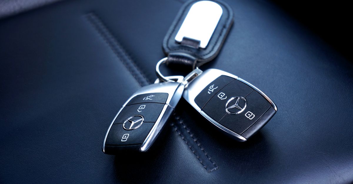 Car Key Replacement Cost Near Tenafly: Dealer vs. Locksmith — Tenafly Locksmith Corp
