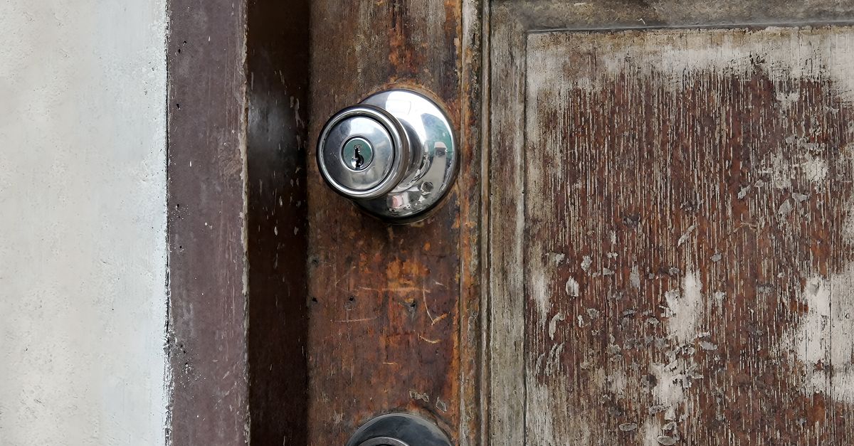 Door Knob Lock Won't Turn? Common Causes and Fixes — Tenafly Locksmith Corp