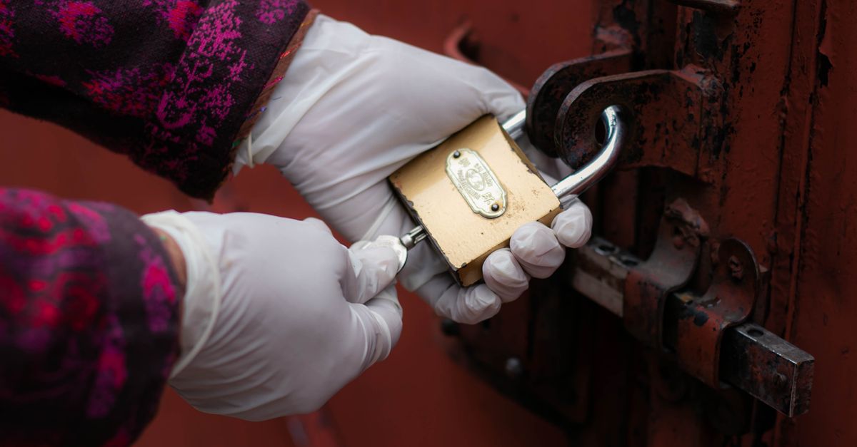 High-Security and Restricted-Key Locks for Commercial Locksmith Protection — Tenafly Locksmith Corp